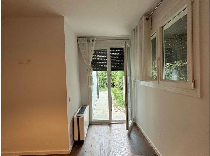 Tirane, shitet Vile , 219 m² 640.000 € 
