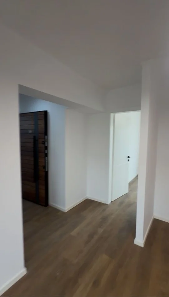Tirane, shitet apartament 1+1 Kati 4, 50 m² 10.800.000 Leke (Ali Demi)