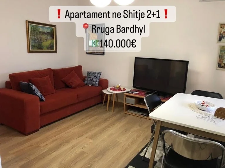 Tirane, shitet apartament 2+1 Kati 3, 86 m² 140.000 € (Rruga Bardhyl prane Bar Oslos)