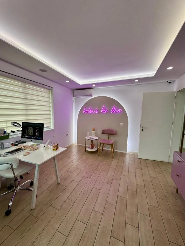 Tirane, jepet me qera dyqan , 68 m²