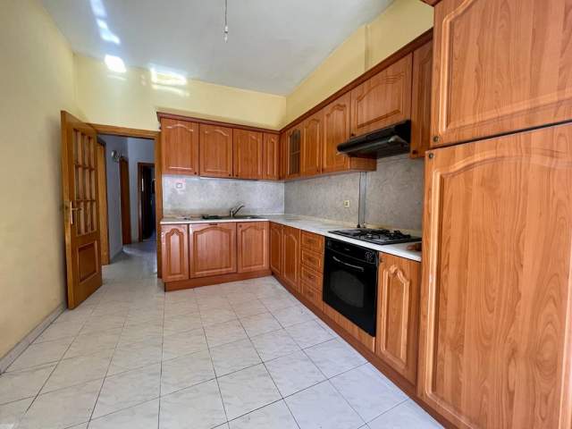 Tirane, shitet apartament 2+1+BLK Kati 3, 84 m² 98.000 Euro (Muhamet Gjollesha)