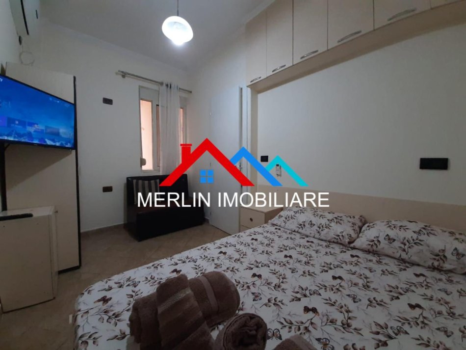 Tirane, jepet me qera apartament 1+1 Kati 2, 48 m² 470 € (RRUGA 5 MAJI)