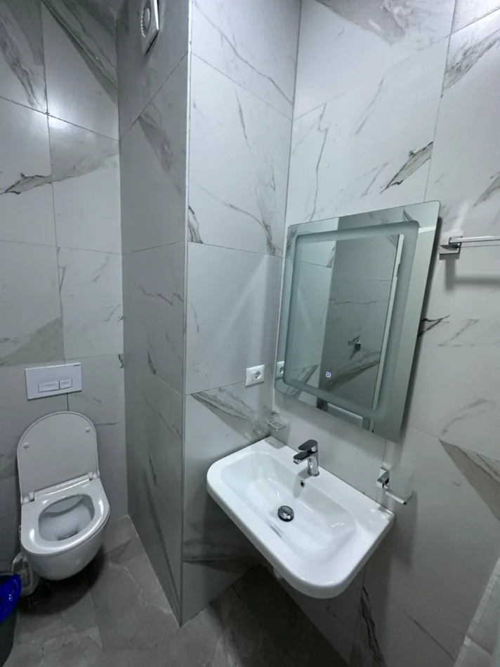 Tirane, shitet apartament 1+1+Ballkon Kati 2, 41 m² 82.000 € (Ali Demi)