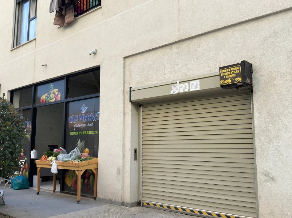Tirane, shitet garazh | post parkimi Kati -1, 12 m² 30.000 € (Rruga Stavri Themeli)