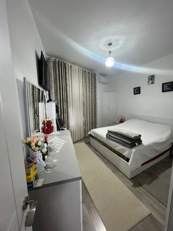 Tirane, shitet apartament 2+1 Kati 1, 100 m² 135.000 € (Fresku)