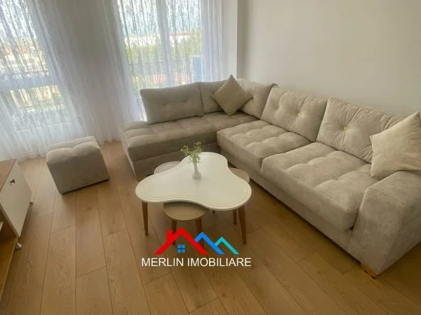 Tirane, jepet me qera apartament 1+1+Ballkon Kati 3, 74 m² 570 € (5 MAJI)