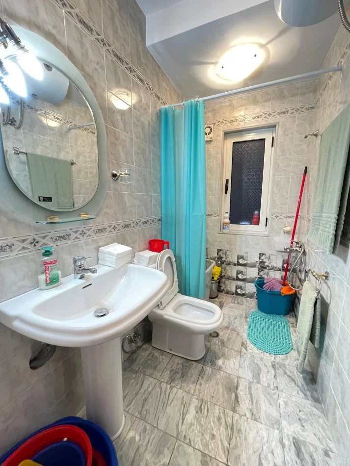 Tirane, shitet apartament 1+1 Kati 3, 70 m² 126.000 € (Stadiumi Dinamo)