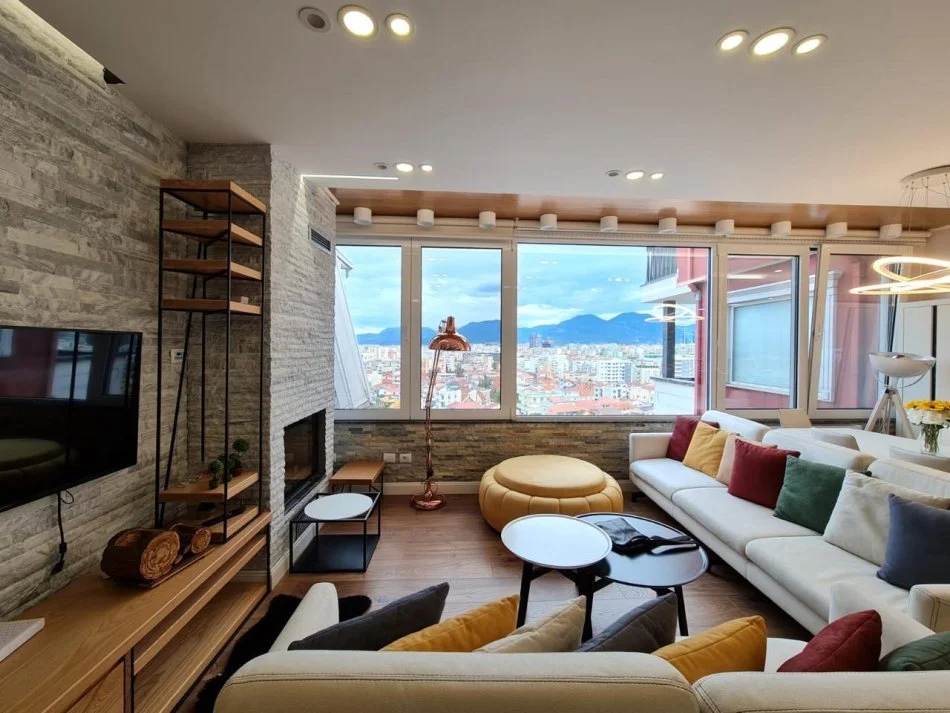 Tirane, shitet apartament duplex , 500.000 € 