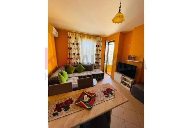 Durres, jepet me qera apartament 1+1+BLK Kati 4, 320 Euro (Golem, Durrës, Shqipëri)