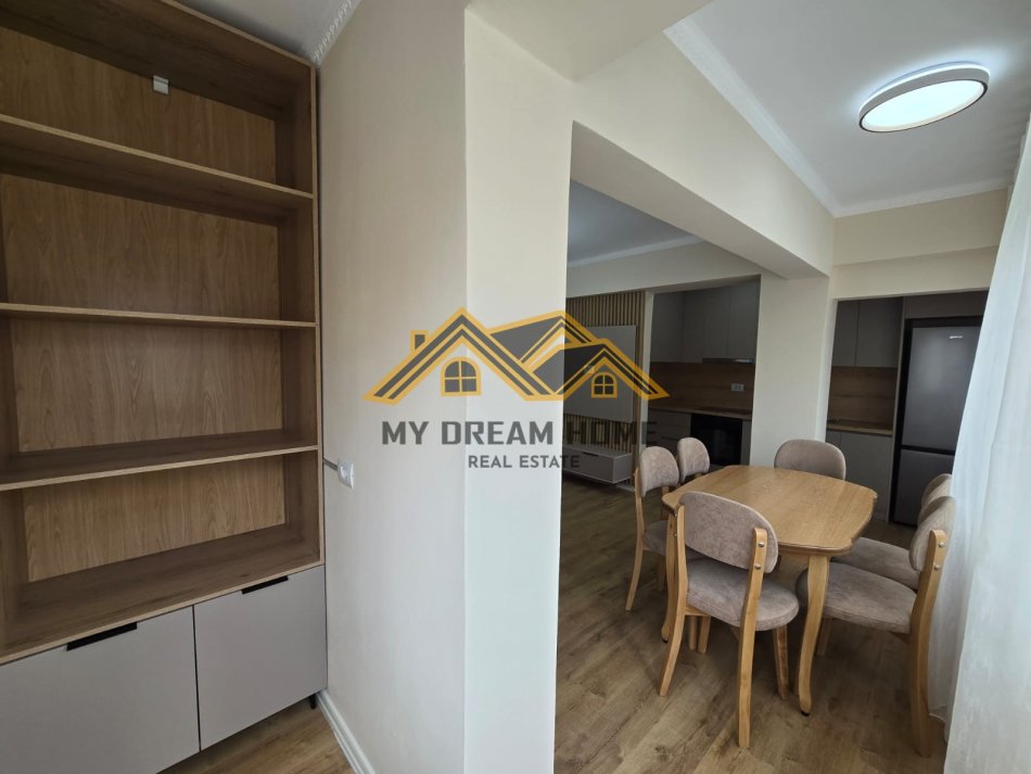 Durres, shitet apartament 2+1 Kati 3, 90 m² 180.000 € (QENDER)