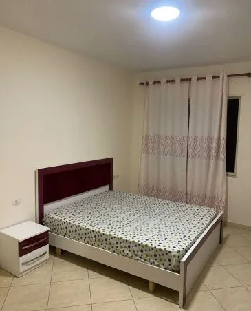Tirane, jepet me qera apartament 3+1+Ballkon Kati 8, 120 m² 550 € (ASTIR rruga Mikel Maruli)