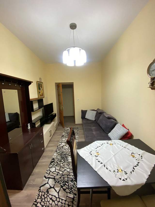 Tirane, jepet me qera apartament 2+1+A+BLK Kati 2, 100 m² 40000 Leke (Laprak)