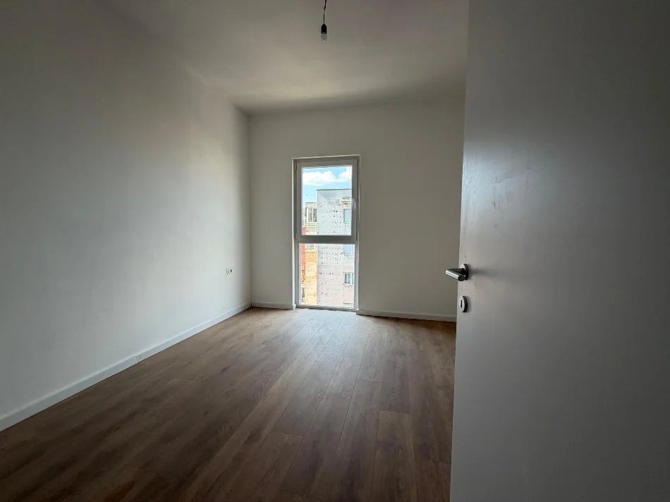 Tirane, shitet apartament 2+1+Ballkon , 95 m² 125.000 € (Ish Dogana - Tirana Entry 2)