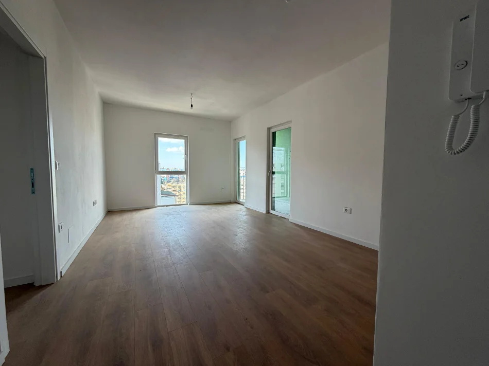 Tirane, shitet apartament 2+1+Ballkon , 95 m² 125.000 € (Ish Dogana - Tirana Entry 2)