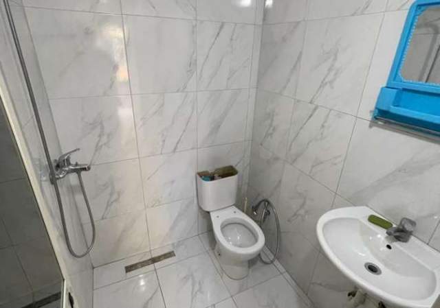 Tirane, jepet me qera 1+1 Kati 1, 50 m² 30.000 Leke