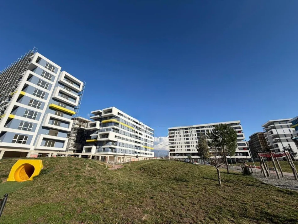 Tirane, shitet apartament 3+1 Kati 2, 117 m² 128.700 € (UNIVERS CITY)