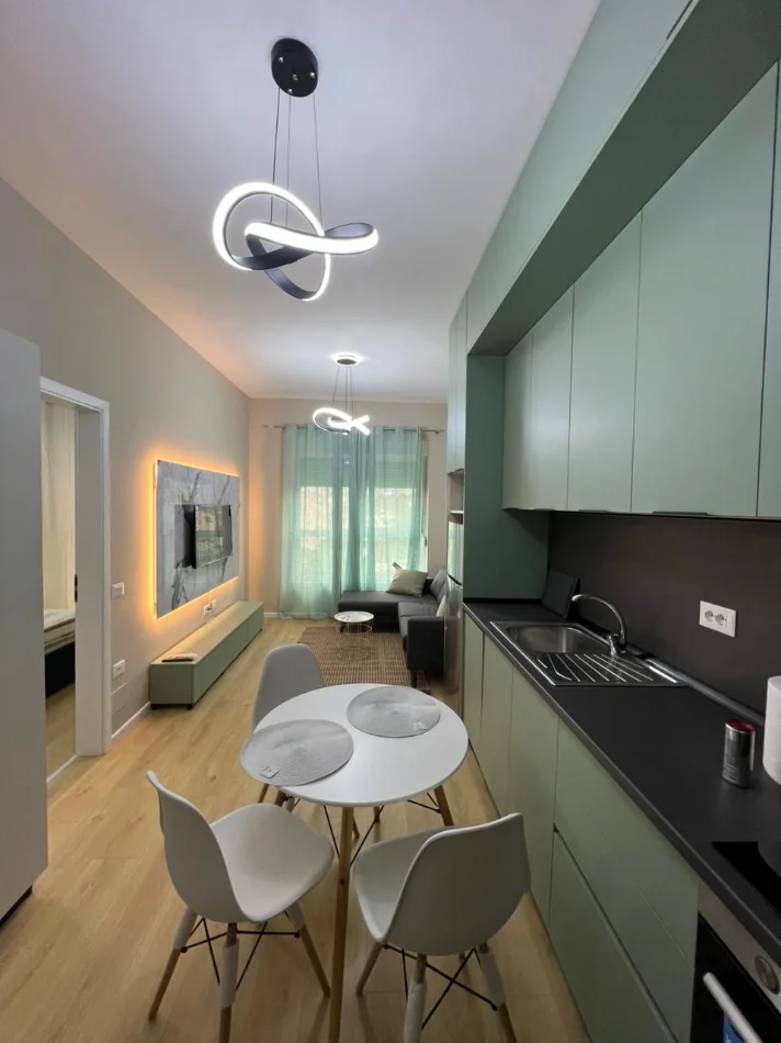 Tirane, jepet me qera apartament 1+1+Ballkon Kati 5, 50 m² 42.000 € (Mangalem21 Kadiu)