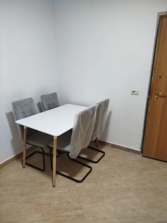 Tirane, jepet me qera apartament 2+1 Kati 1, 64 m² 400 € (Teodor Keko)