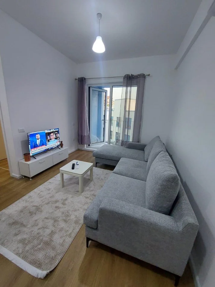 Tirane, jepet me qera apartament 1+1 Kati 2, 58 m² 420 € (Rezidenca OXA)