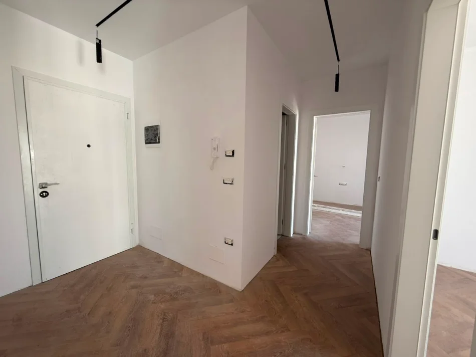 Tirane, shitet apartament 2+1 Kati 6, 94 m² 170.000 € (ish Dogana)