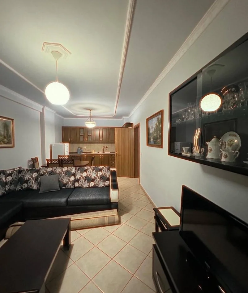 Tirane, jepet me qera apartament 2+1+Ballkon Kati 3, 90 m²450 € (Astir bar artisti)