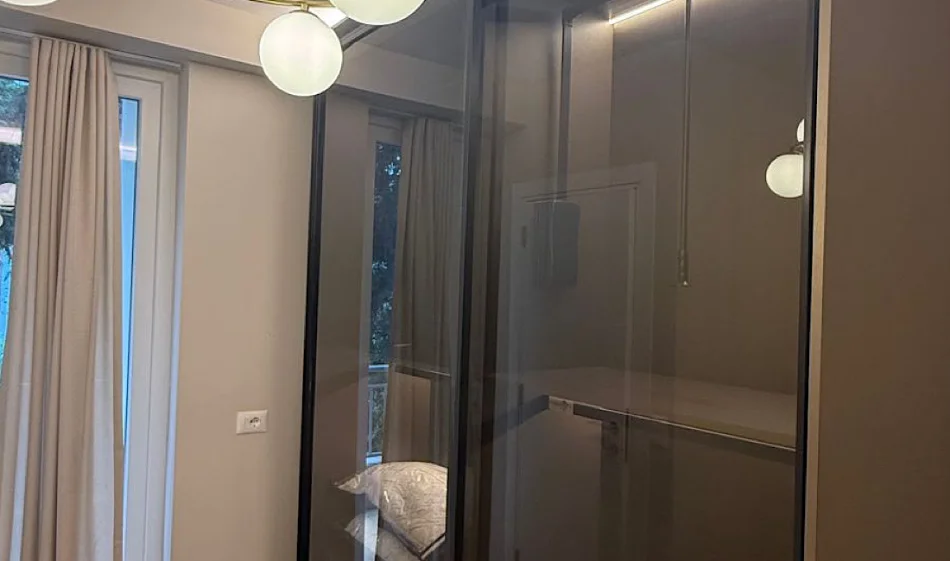 Tirane, jepet me qera apartament 1+1 Kati 2, 40 m² 500 € 