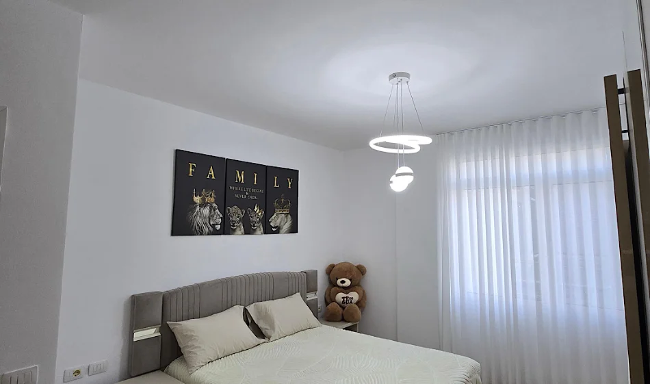 Tirane, jepet me qera apartament 1+1 , 74 m² 450 €