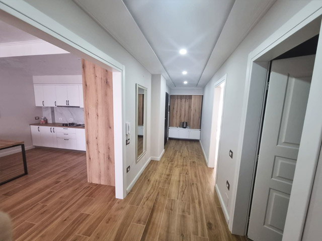 Vlore, jepet me qera apartament 2+1+BLK Kati 8, 125 m² 550 Euro