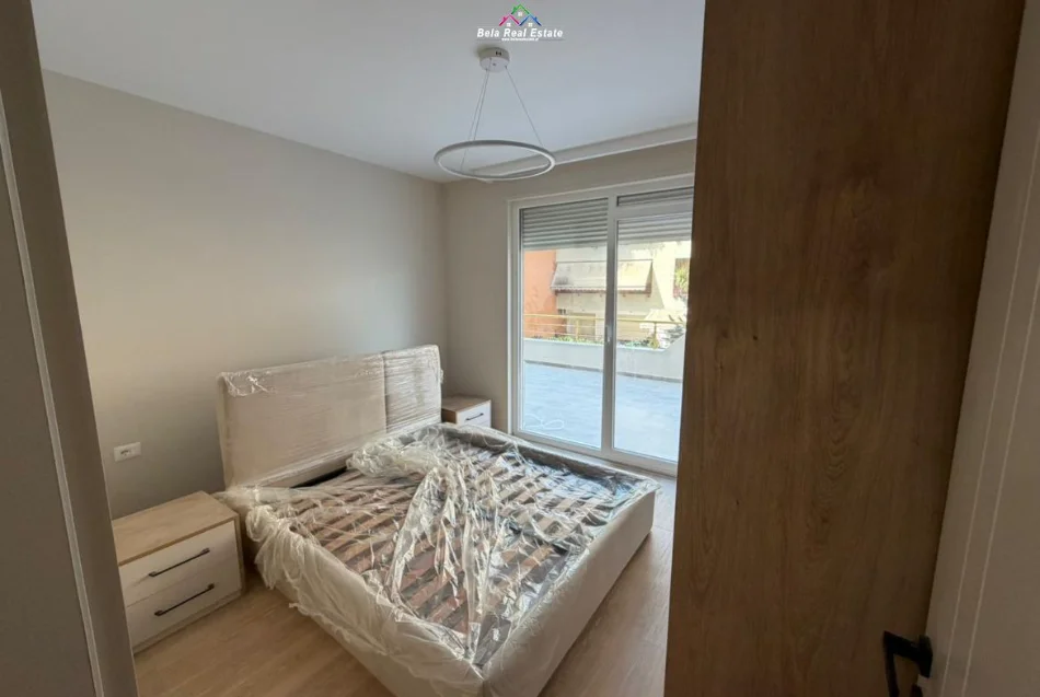 Tirane, jepet me qera apartament 1+1+Ballkon , 90 m² 780 € (shyqyri brari)