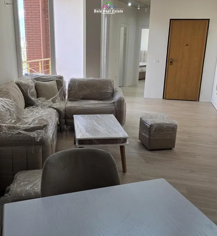 Tirane, jepet me qera apartament 1+1+Ballkon Kati 8, 70 m² 630 € (mikel maruli)