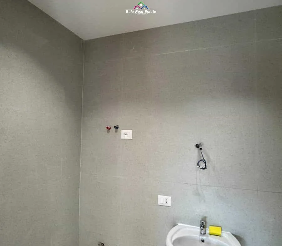 Tirane, jepet me qera apartament 2+1 Kati 7, 120 m² 800 € (don bosko)