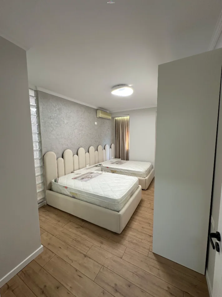 Tirane, jepet me qera apartament 2+1 Kati 2, 107 m² 1.000 € (don bosko)