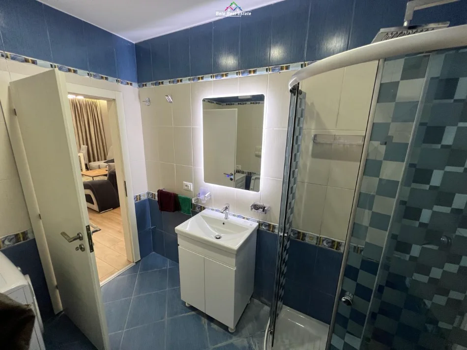 Tirane, jepet me qera apartament 2+1 Kati 3, 70 m² 630 € (rrapo hekali)