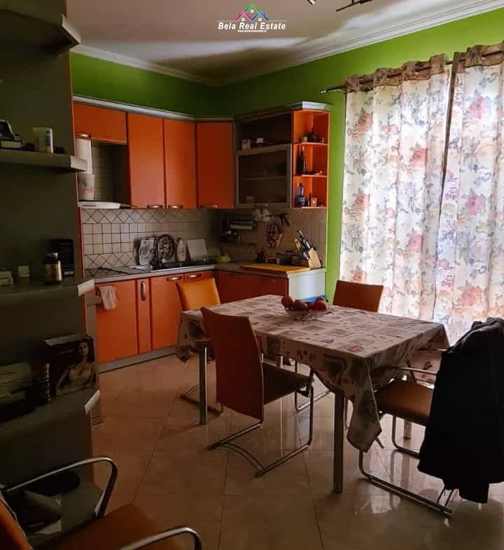 Tirane, jepet me qera Vile Kati 4, 105 m² 4.000 € (myslym shyr)