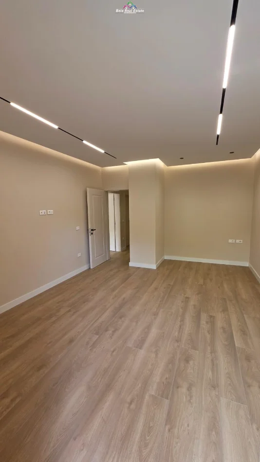 Tirane, jepet me qera zyre Kati 3, 131 m² 2.640 € (rruga e elbasanit)