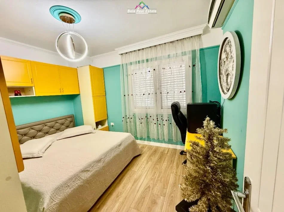 Tirane, jepet me qera apartament 2+1 Kati 1, 105 m² 1.050 € (medar shtylla)