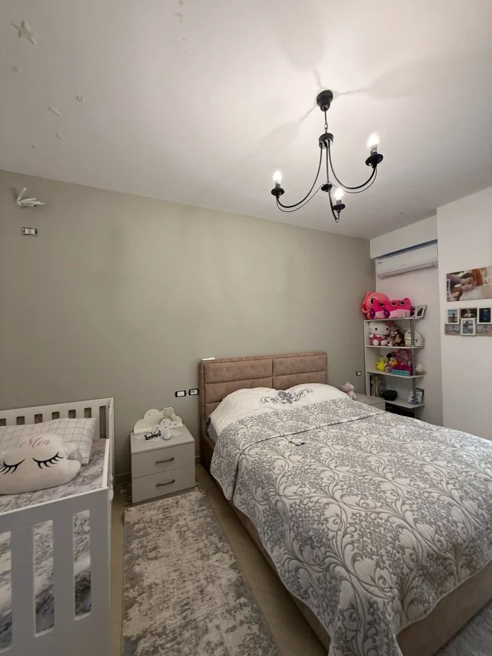 Tirane, shitet apartament 1+1+Ballkon Kati 5, 90 m² 232.960 € (Tek ATSH, Pazari i Ri)