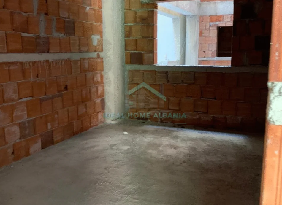 Vlore - Lungomare, shitet apartament 2+1 , 101 m² 150.000 € (Tek Rrapi)