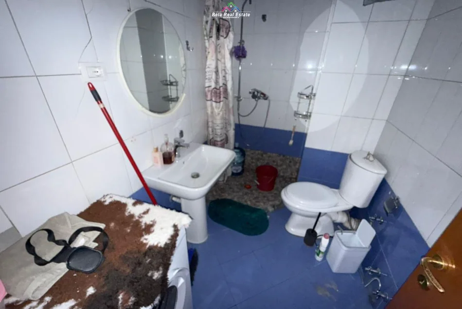 Tirane, jepet me qera apartament 1+1+Ballkon Kati 1, 70 m² 650 € (rruga e elbasanit)