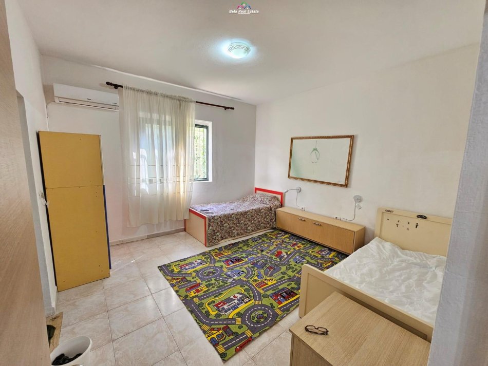 Tirane, jepet me qera Vile 3+1 Kati 1, 135 m² 500 € (tregu elektrik)
