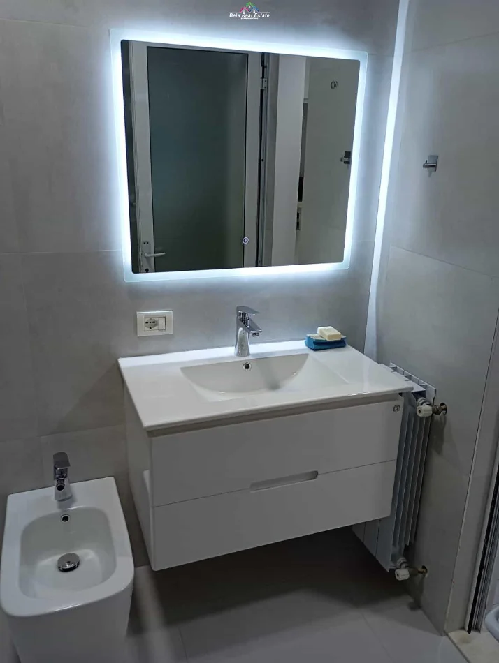 Tirane, jepet me qera apartament Kati 2, 100 m² 730 € (medar shtylla)