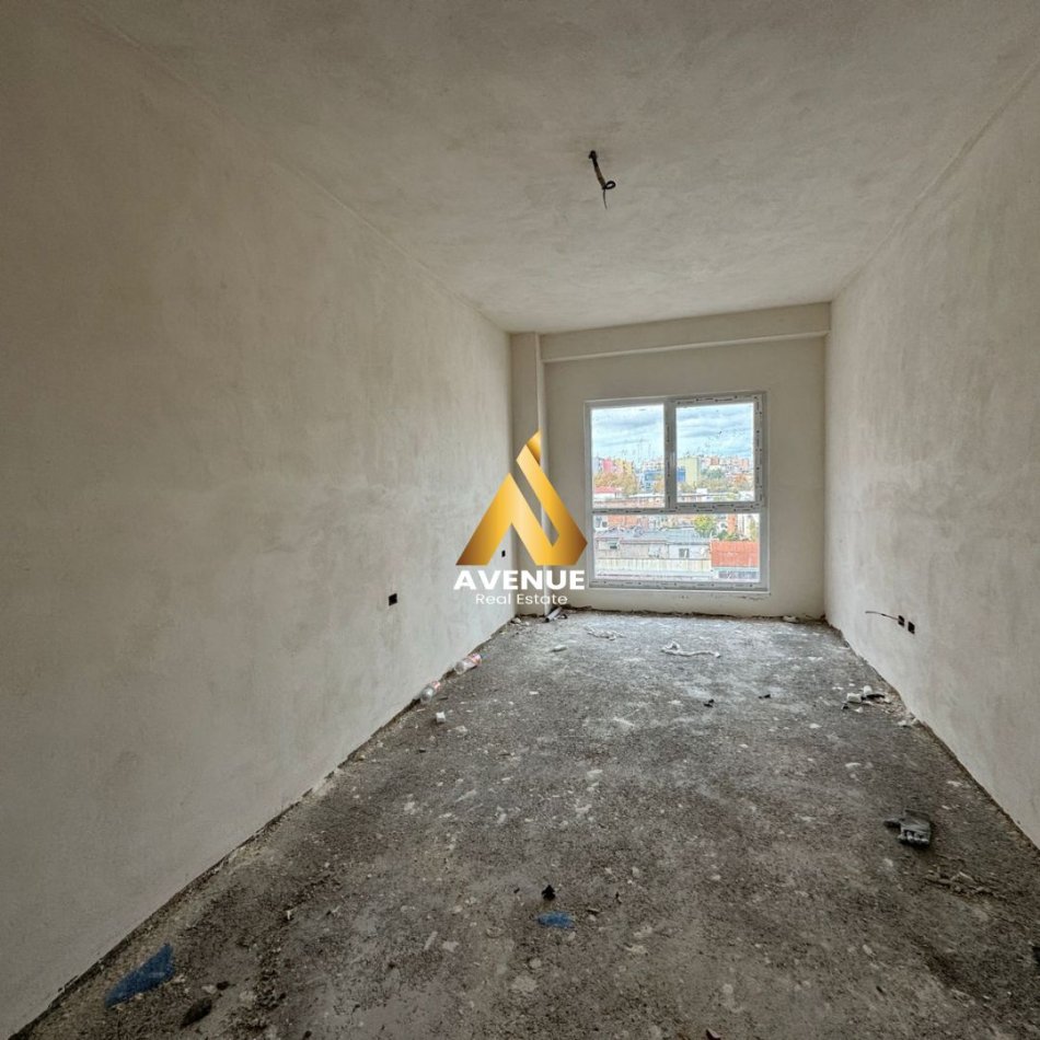 Tirane, shitet apartament 2+1+Ballkon Kati 7, 131 m² 197.000 € (dritan hoxha)