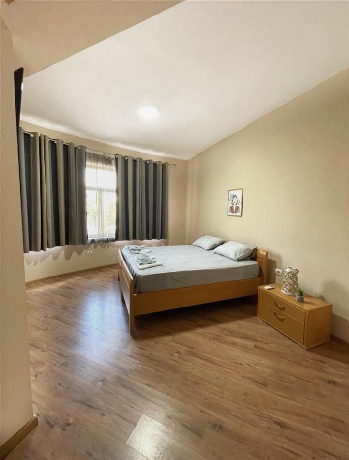 Tirane, jepet me qera apartament 2+1 Kati 2, 75 m² 570 € (sulejman delvina)