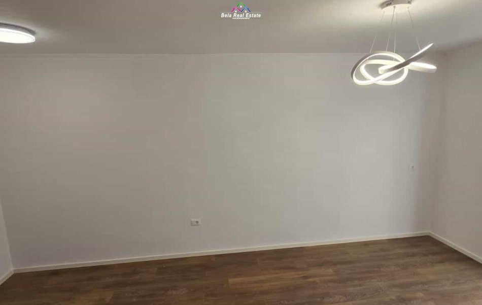 Tirane, shes apartament 1+1 Kati 5, 59 m² 140.000 € (Rruga Kongresi i Lushnjes)