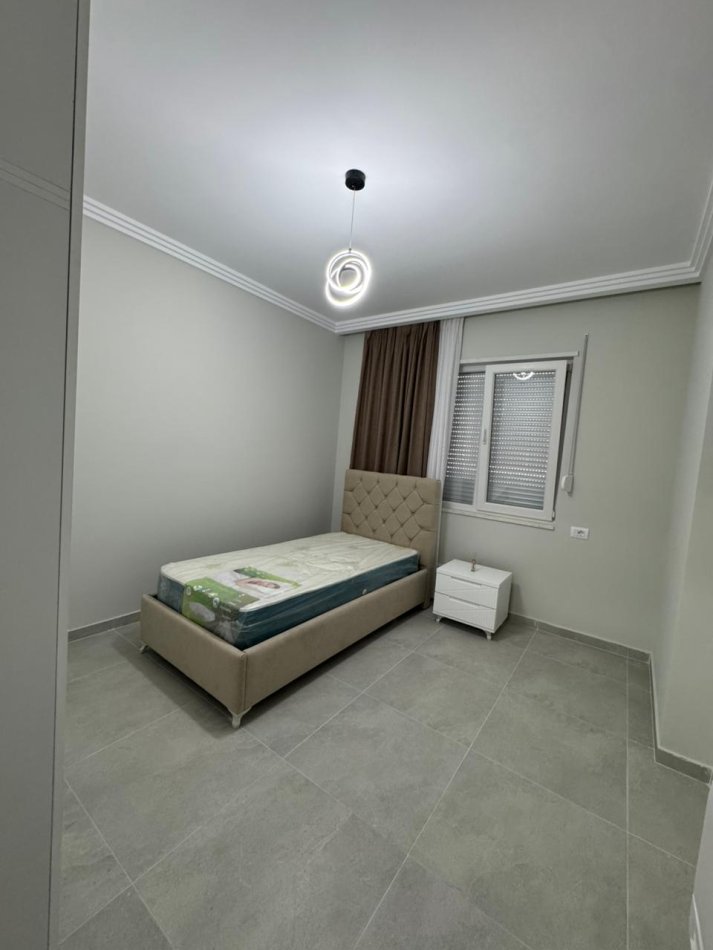 Apartament 2+1 Kati 6, 98 m² 500 € (Univers City)