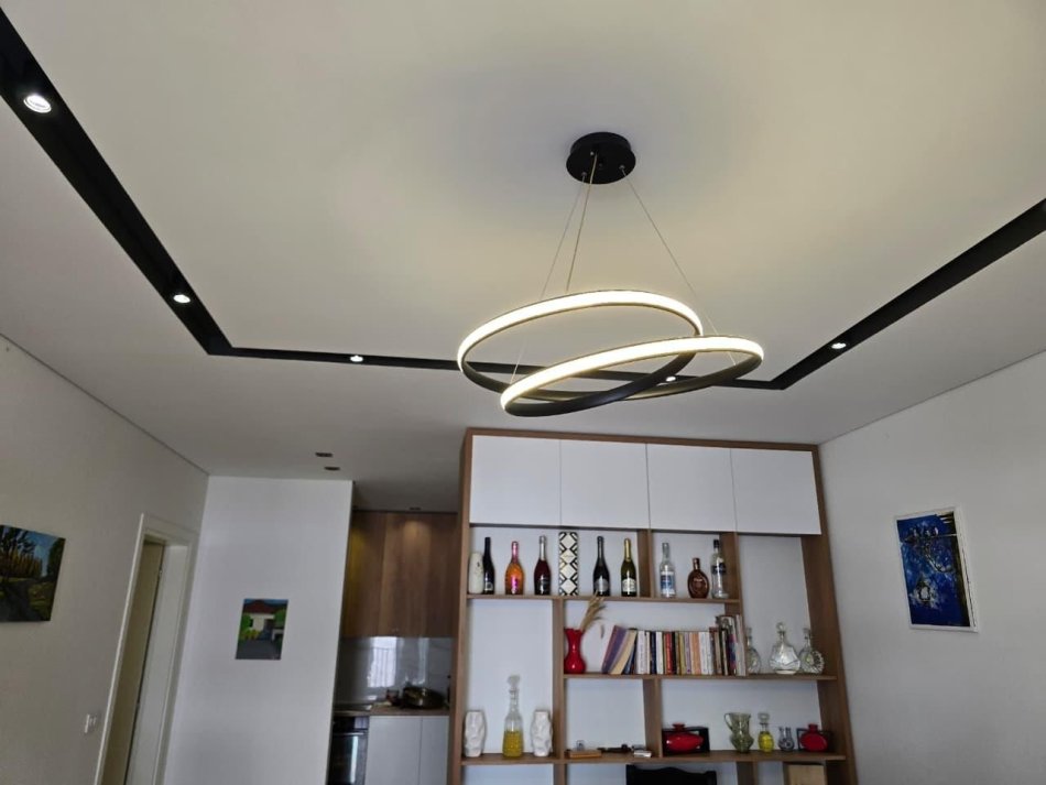 Tirane, shes apartament 2+1 Kati 3, 107 m² 295000 € (ali demi)