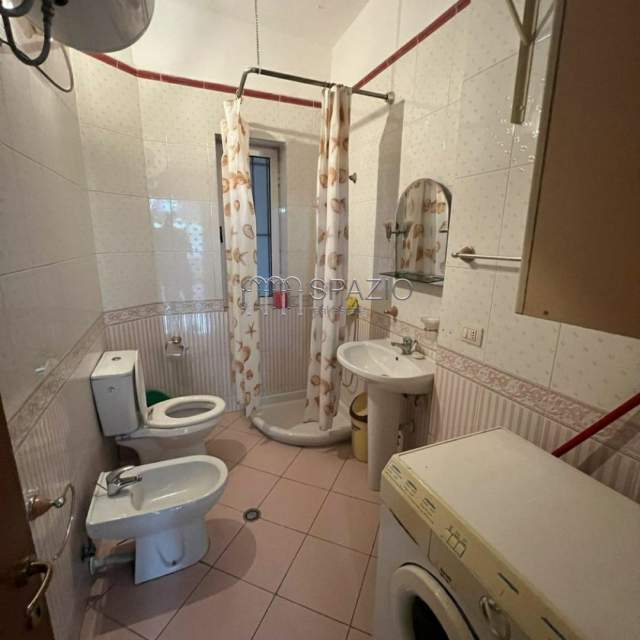 Tirane, shitet apartament 2+1+BLK Kati 4, 90 m² 125.000 Euro (Myslym Shyri)