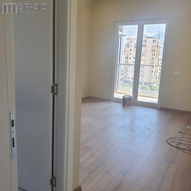 Tirane, jepet me qera apartament 2+1+BLK Kati 6, 110 m² 700 Euro (Ish Nisharaku)