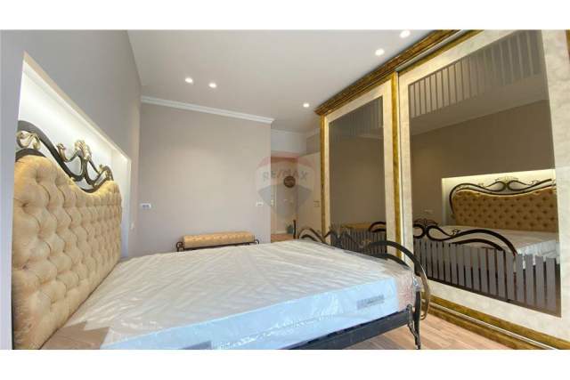 Tirane, jepet me qera apartament 2+1 Kati 4, 125 m² 1.200 Euro (Liceu Artistik)