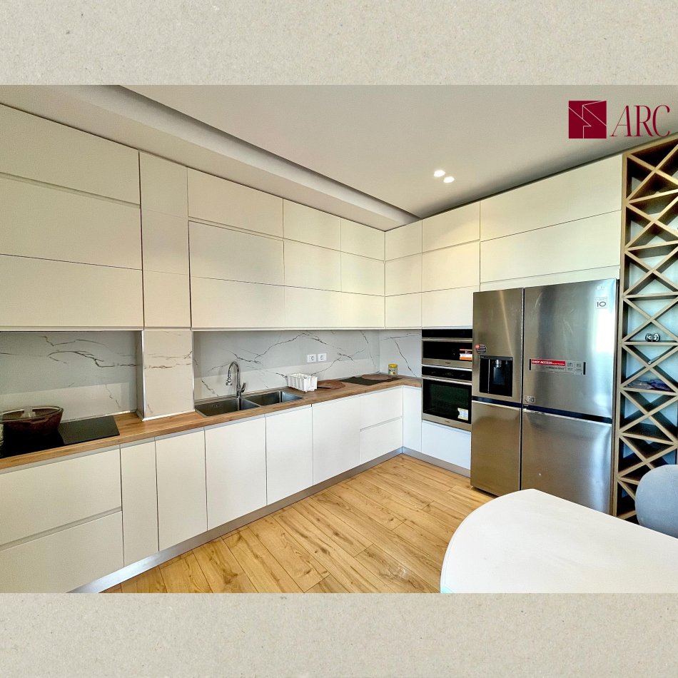 Tirane, shitet apartament 2+1+Aneks+Ballkon Kati 4, 128 m² 300.000 € (Riza. Cerova, Pazari i Ri *2 PARKIME TE PERFSHIRA*)